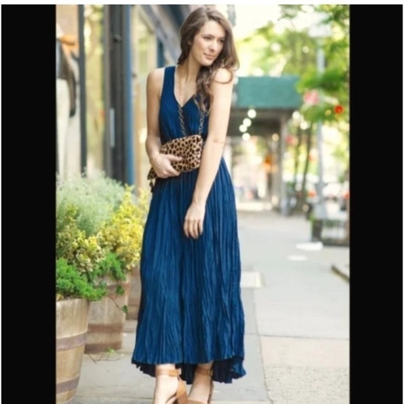 Soft Surroundings La Paz Black Crinkle Maxi Dress L Pleated Crinkle Vacation - Picture 2 of 16